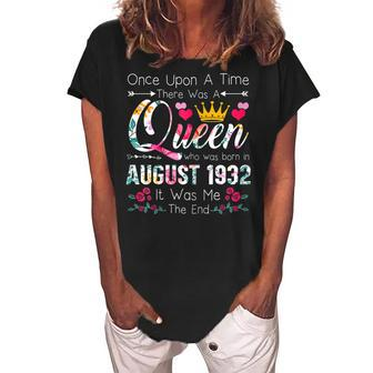 90 Years Birthday Girls 90Th Birthday Queen August 1932 Women's Loosen Crew Neck Short Sleeve T-Shirt - Thegiftio UK