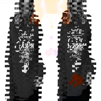 Soon To Be Grandma 2022 Mothers Day For New Grandma Women Crewneck Graphic Sweatshirt - Thegiftio