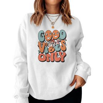 Good Vibes Only Fall Groovy Style Women Crewneck Graphic Sweatshirt - Seseable
