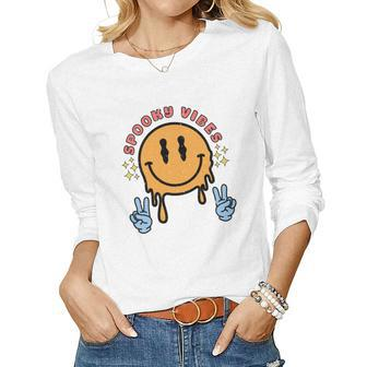 Spooky Vibes Smiley Face Fall Season Women Graphic Long Sleeve T-shirt - Seseable