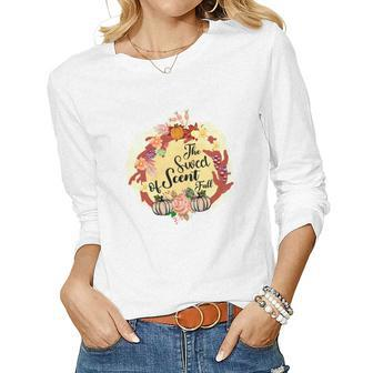 The Sweet Scent Of Fall Pumpkin Wreath Women Graphic Long Sleeve T-shirt - Seseable