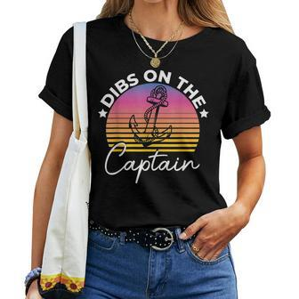 Dibs On The Captain Captain Wife Retro Vintage Women T-shirt - Thegiftio UK