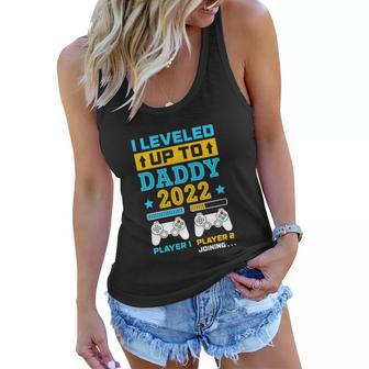 I Leveled Up To Daddy 2022 Soon To Be Dad Fathers Day Women Flowy Tank - Thegiftio UK