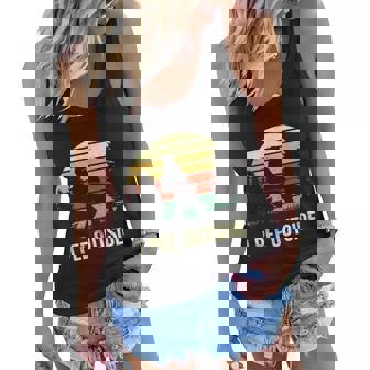 Retro Bigfoot Yeti Silhouette I Pee Outside Sasquatch Women Flowy Tank - Thegiftio UK