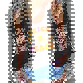 Retro Vintage Groovy Trick Or Teach Halloween Teacher Life V10 Women Flowy Tank - Thegiftio UK