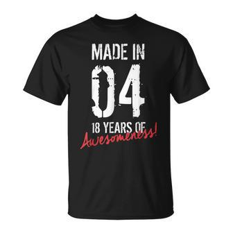 18Th Birthday Boys Girls Awesome Since 2004 18 Year Old T-shirt - Thegiftio UK