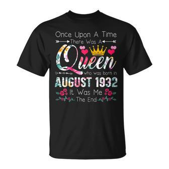 90 Years Birthday Girls 90Th Birthday Queen August 1932 T-shirt - Thegiftio UK