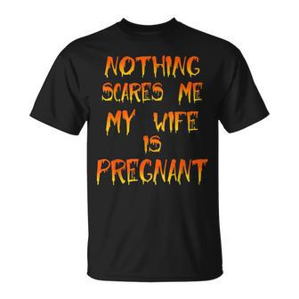 Halloween Pregnancy Announcement Funny Husband Gift Unisex T-Shirt - Seseable