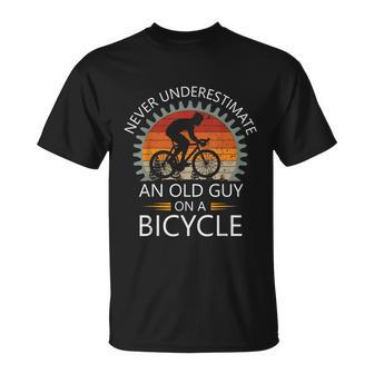 An Old Guy On A Bicycle Cycling Vintage Never Underestimate T-shirt - Thegiftio UK