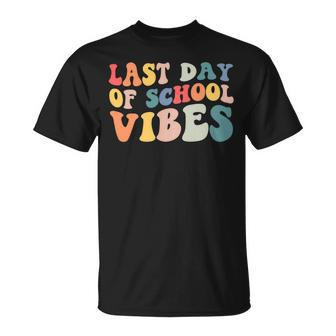 Retro Last Day Of School Vibes Summer Teacher Goodbye School Unisex T-Shirt - Seseable
