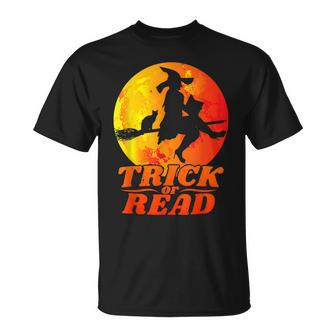 Trick Or Read Librarian Halloween Witch Cat Teacher T-shirt - Thegiftio UK