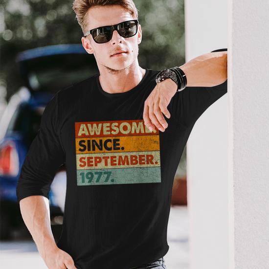 Awesome Since 1977 - 48th Birthday Gift T-Shirt For Men (Customizable Year)