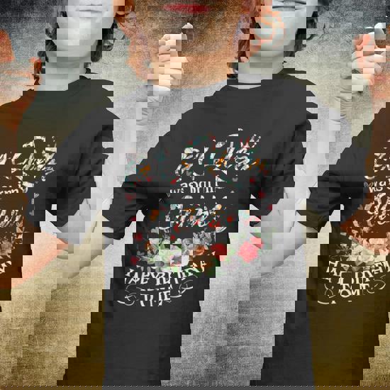 A Queen Was Born In October Floral T-Shirt Oct Birthday Girl A Queen Was Born In October Floral T-Shirt Oct Birthday Girl