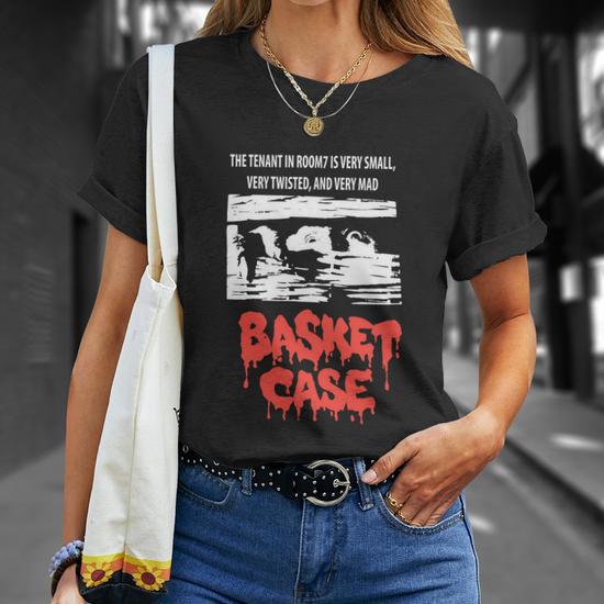 80s 呪われた墓 vintage movie T-shirt Basket Case 80S Horror Movie T-shirt - Thegiftio UK