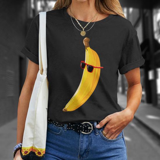 Cool Banana Wearing Sunglasses Fruit Eyewear Cool T-shirt