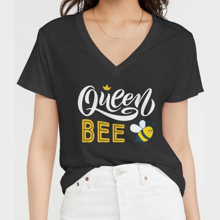 Beekeeper Queen Bee Cute Bees Honey Lover Queen Bee Gift Women V-Neck T-Shirt