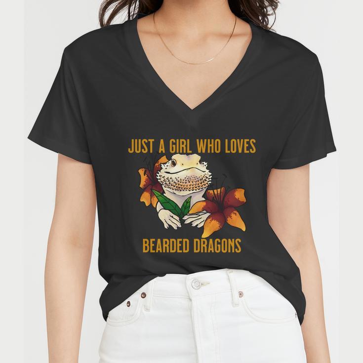 Just A Girl Who Loves Bearded Dragons Women V-Neck T-Shirt