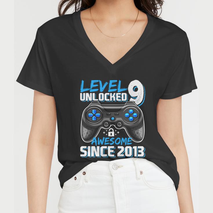 Level 9 Unlocked Awesome 2013 Video Game 9Th Birthday Gift Women V-Neck T-Shirt