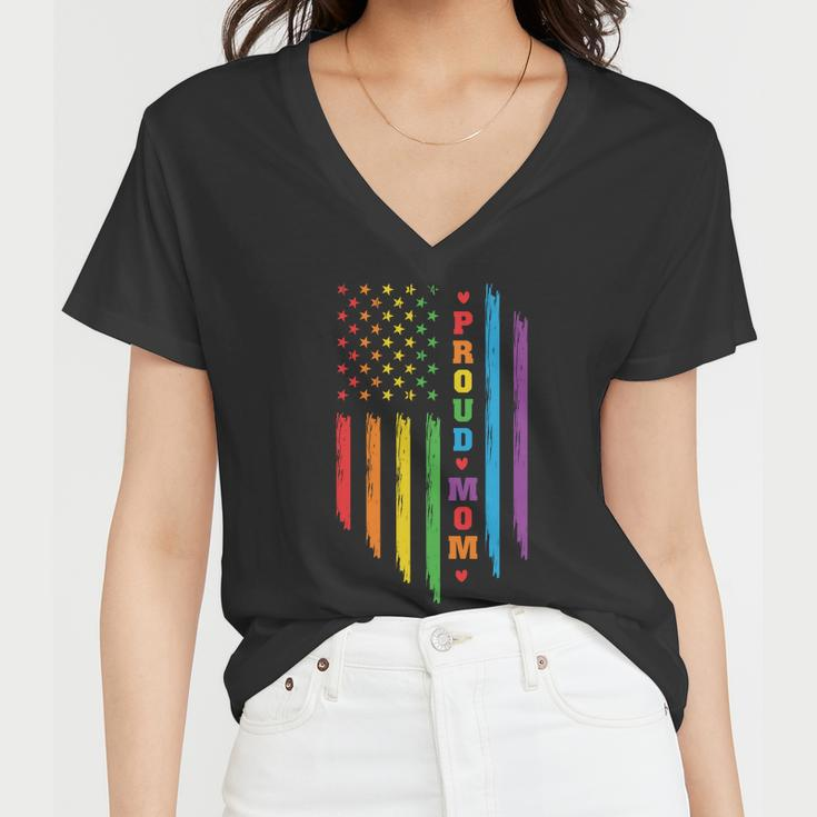 Proud Mom Rainbow Distressed Usa Pride Month Lbgt Women V-Neck T-Shirt