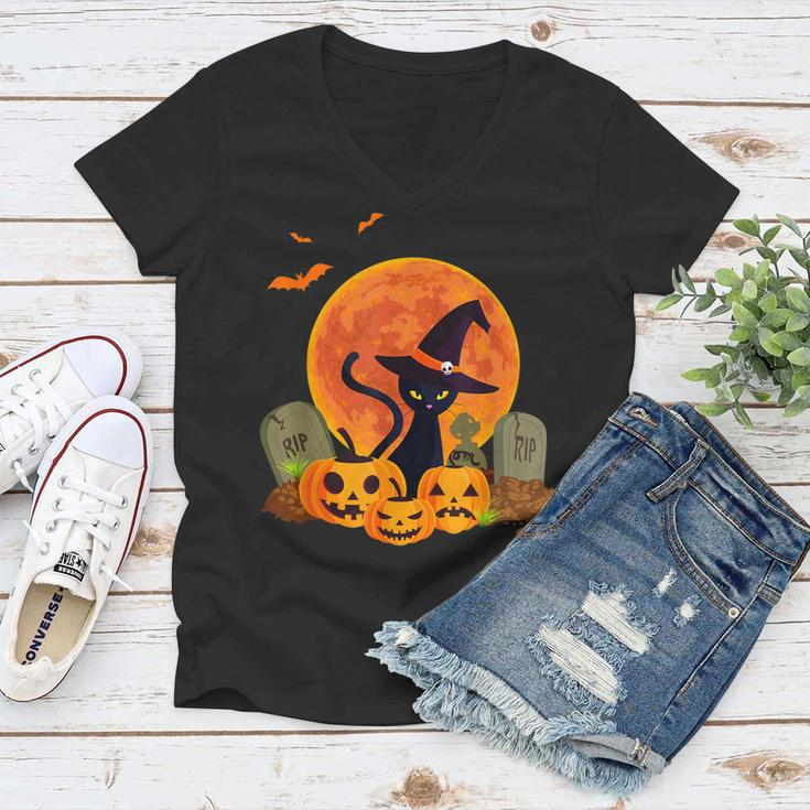 Halloween Cute Witch Cat Mom Pumpkin Graveyard Spooky Cat Women V-Neck T-Shirt