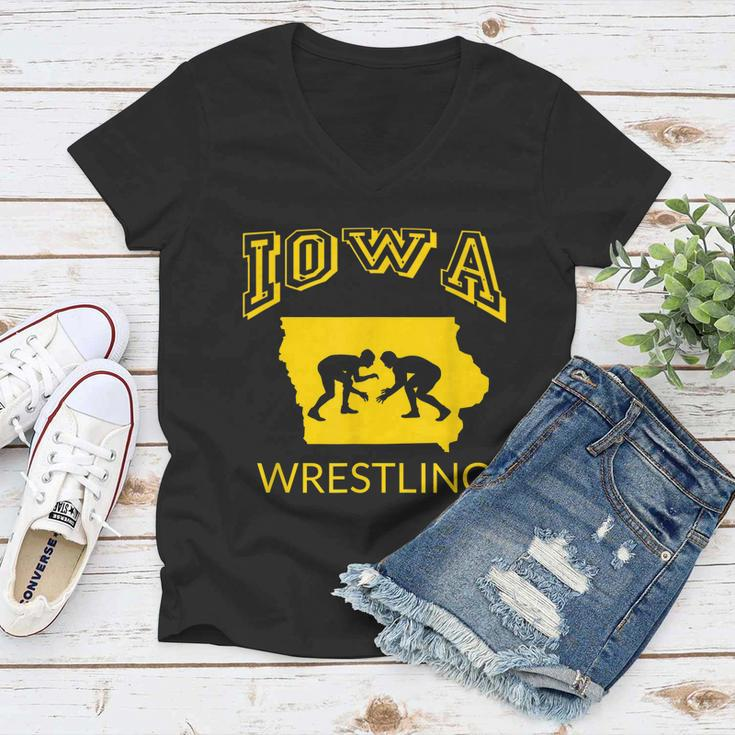 Silhouette Iowa Wrestling Team Wrestler The Hawkeye State Tshirt Women V-Neck T-Shirt
