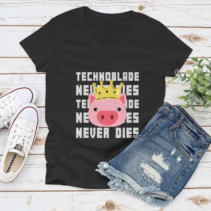 Technoblade Never Dies V5 Women V-Neck T-Shirt