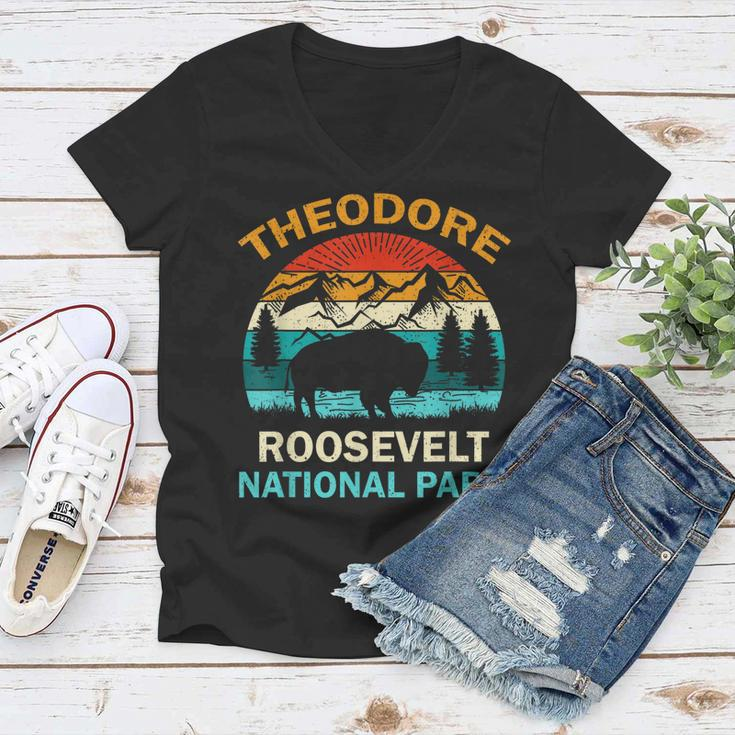 Theodore Roosevelt National Park North Dakota Buffalo Retro Women V-Neck T-Shirt