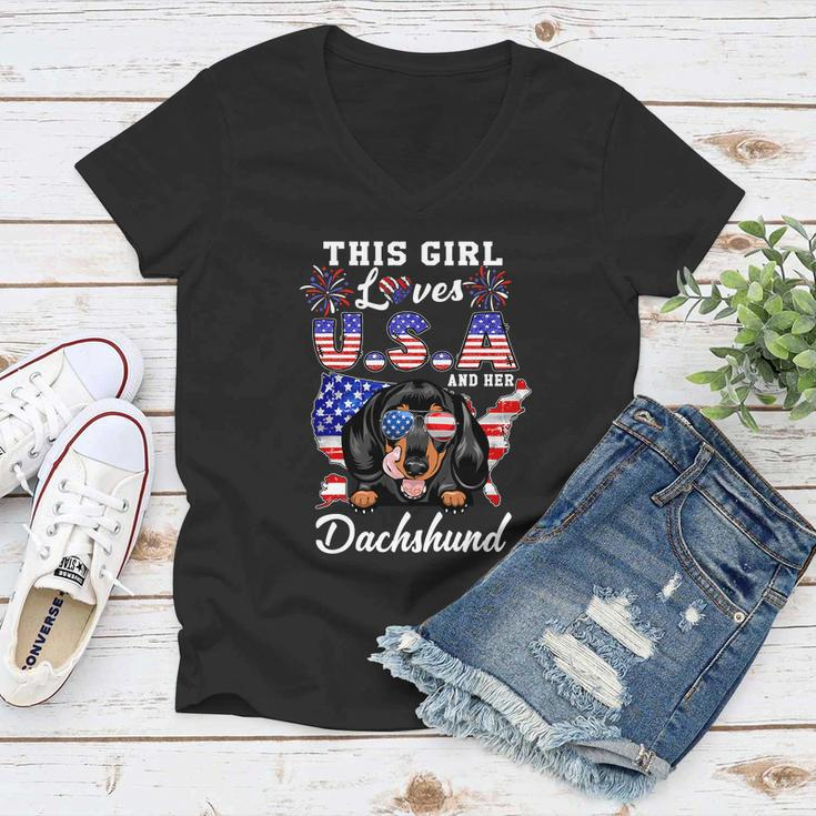 This Girl Loves Usa And Her Dog 4Th Of July Dachshund Dog Women V-Neck T-Shirt