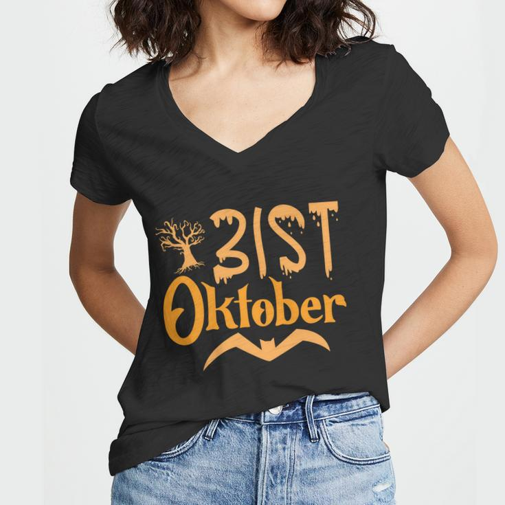 31St Oktober Halloween Quote Women V-Neck T-Shirt