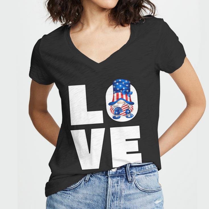 American Flag Heart For Patriotic Mom Cute 4Th Of July Gnome Gift Women V-Neck T-Shirt