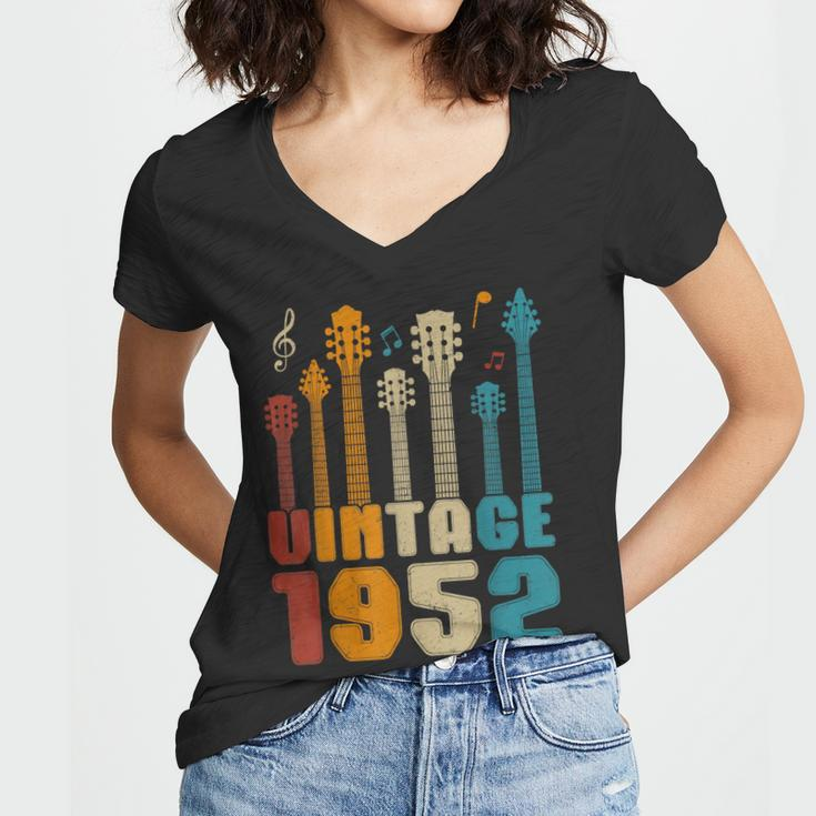 Retro Vintage 1952 Birthday Party Guitarist Guitar Lovers Women V-Neck T-Shirt