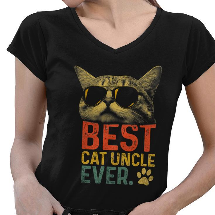 Best Cat Uncle Ever Vintage Cat Lover Cool Sunglasses Funny Women V-Neck T-Shirt