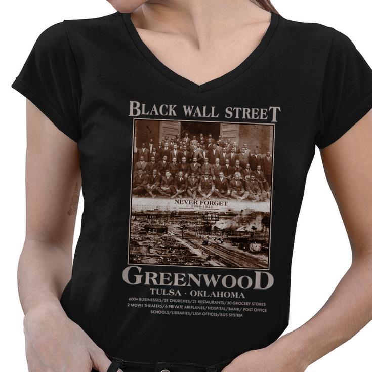 Black Wall Street Never Forget Greenwood Tulsa Oklahoma Tshirt Women V-Neck T-Shirt