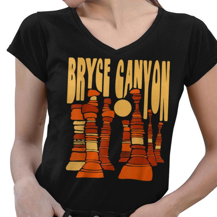 Bryce Canyon National Park Vintage Hoo Doo Retro Graphic  Women V-Neck T-Shirt
