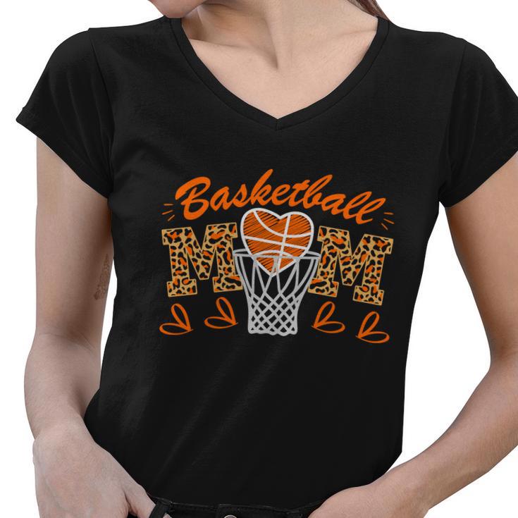 Cute Basketball Mom Retro Distressed Basketball Hoop Basketball Mom Women V-Neck T-Shirt