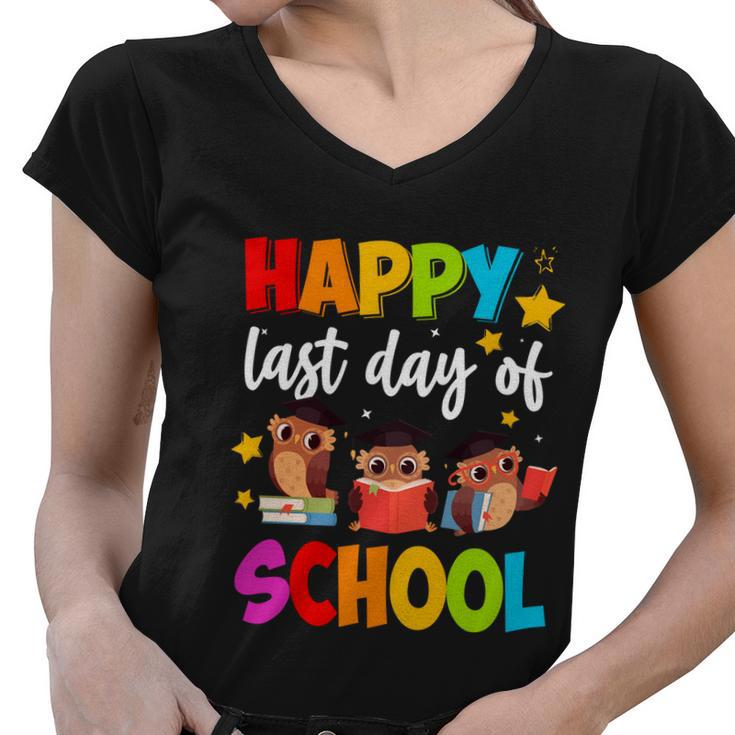 Cute Owls Happy Last Day Of School Gift Women V-Neck T-Shirt