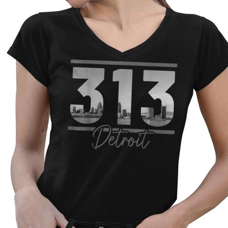 Detroit 313 Area Code Skyline Michigan Vintage  Women V-Neck T-Shirt