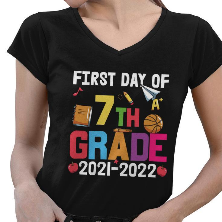 First Day Of 7Th Grade 2021_2022 Back To School Women V-Neck T-Shirt
