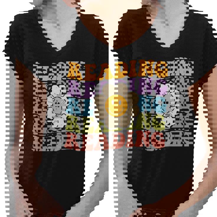 Retro Groovy Reading Teacher Back To School Women V-Neck T-Shirt