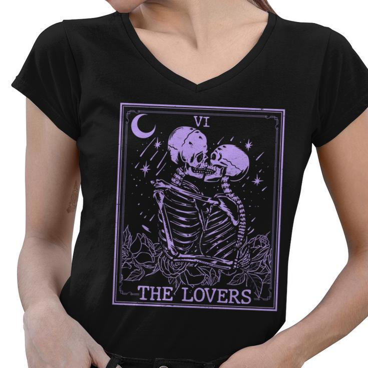 The Lovers Skeleton Tarot Card Vi Vintage Halloween Women V-Neck T-Shirt