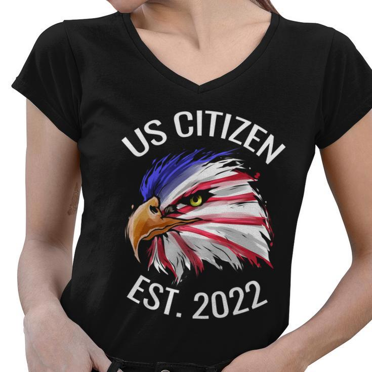 Us Citizen Est 2022 Eagle In Colors Of Us Flag Patriotic Gift Women V-Neck T-Shirt