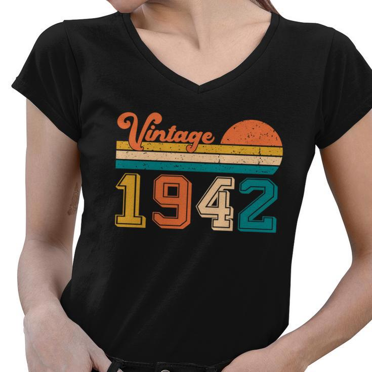 Vintage 1942 Retro Funny 80Th Birthday Gift Women V-Neck T-Shirt