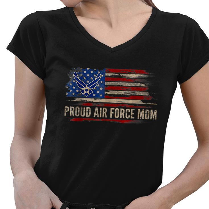 Vintage Proud Air Force Mom American Flag Veteran Gift Women V-Neck T-Shirt