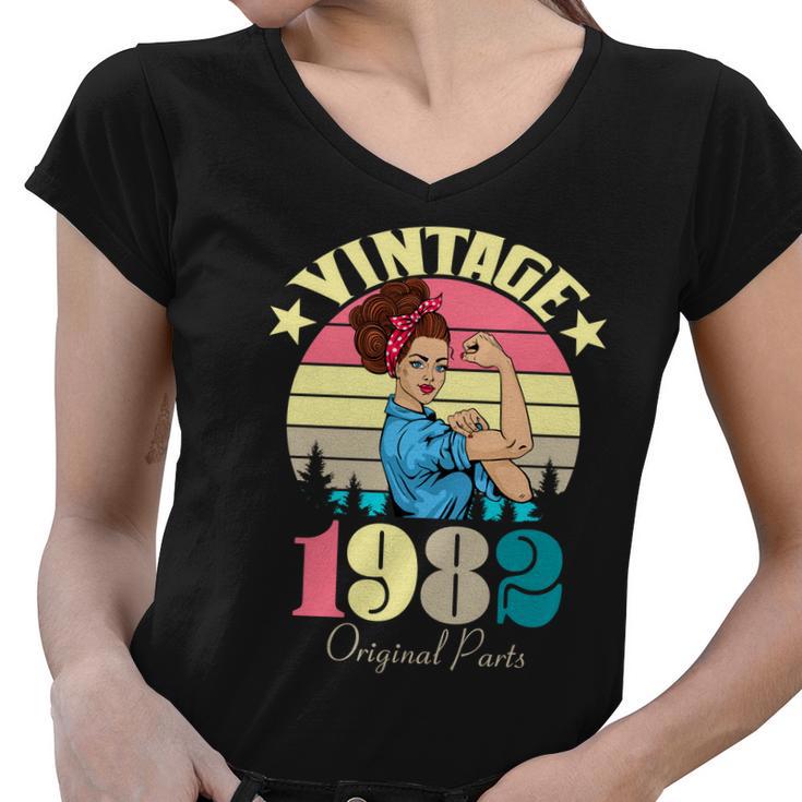 Vintage Rosie The Riveter 1982 Original Parts 40Th Birthday Women V-Neck T-Shirt