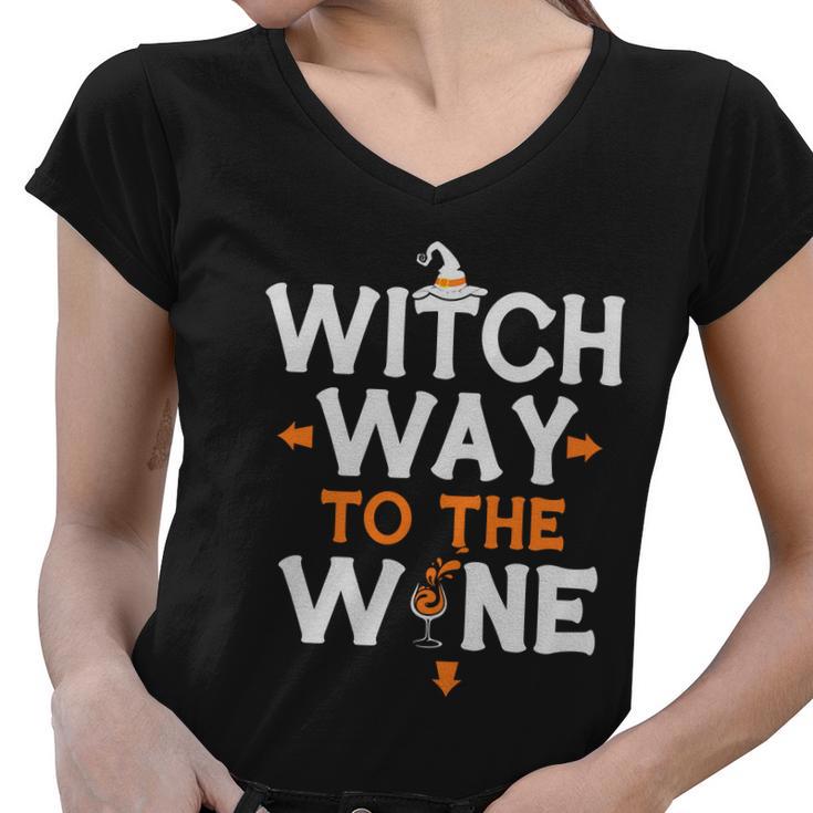 Witch Way To The Wine Halloween Quote V3 Women V-Neck T-Shirt