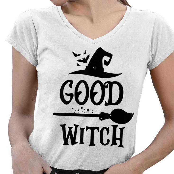 Im The Good Witch Halloween Matching Group Costume  Women V-Neck T-Shirt