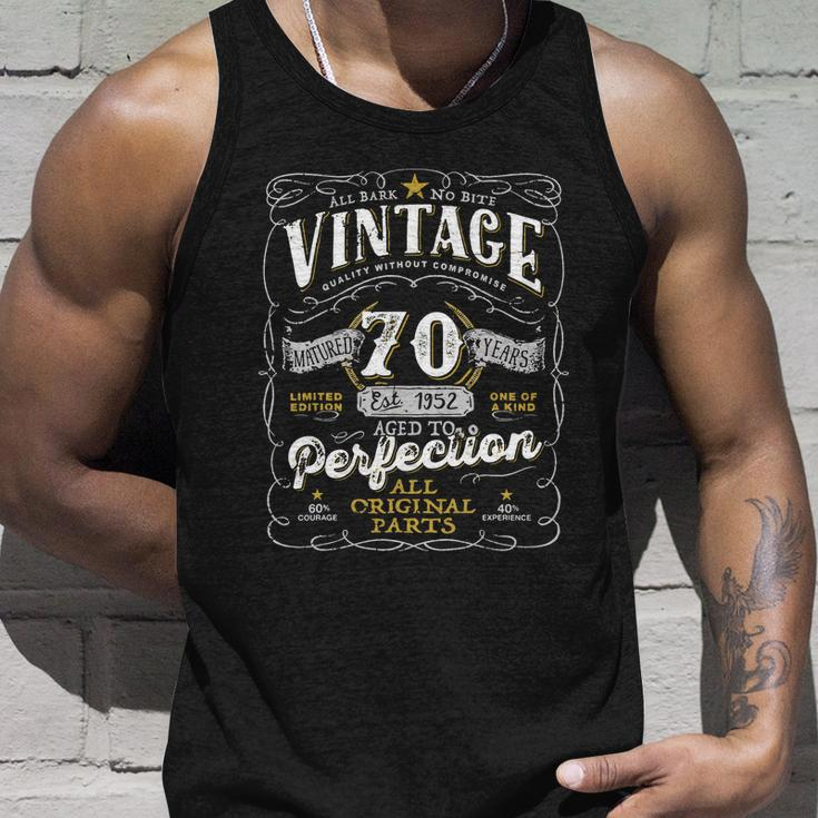 70Th Birthday Vintage 1952 Birthday For Women Funny Men 70 Years Old Unisex Tank Top Gifts for Him