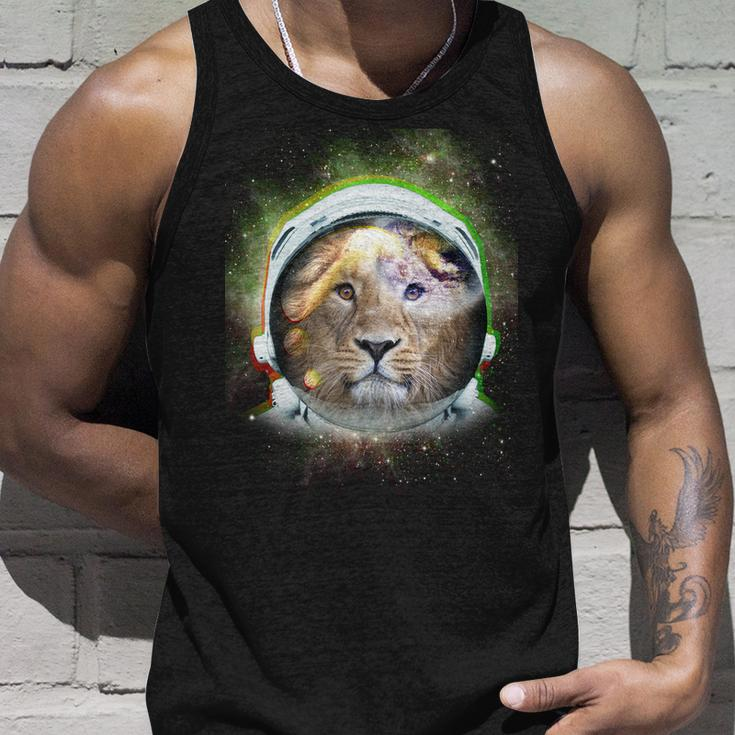 King Of The Universe Lion Space Astronaut Helmet Unisex Tank Top Gifts for Him