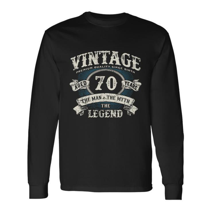Born In 1952 Vintage Classic Dude 70Th Years Old Birthday Long Sleeve T-Shirt