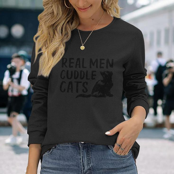Real Men Cuddle Cats Black Cat Animals Cat Men Women Long Sleeve T-Shirt T-shirt Graphic Print Gifts for Her